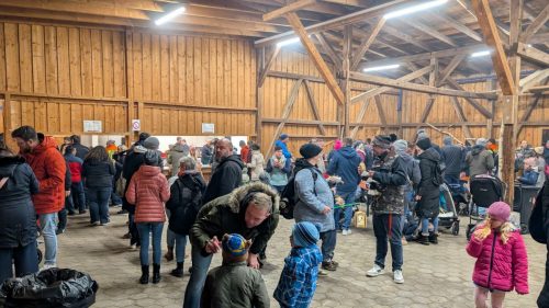 PXL 20251111 170555797